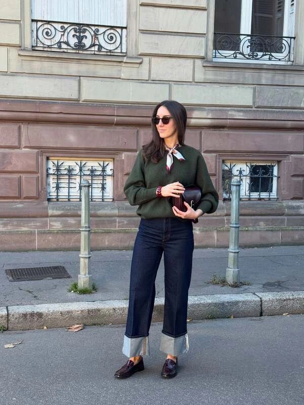 live Sweater Street Style
