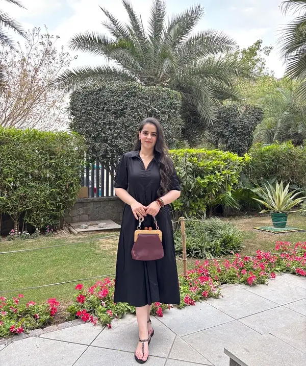 Black Shirt-Collar Midi Dress