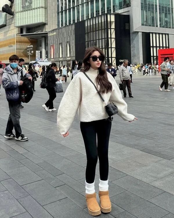Chunky Sweater City Look