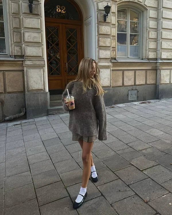 Oversized Knit Sweater Look