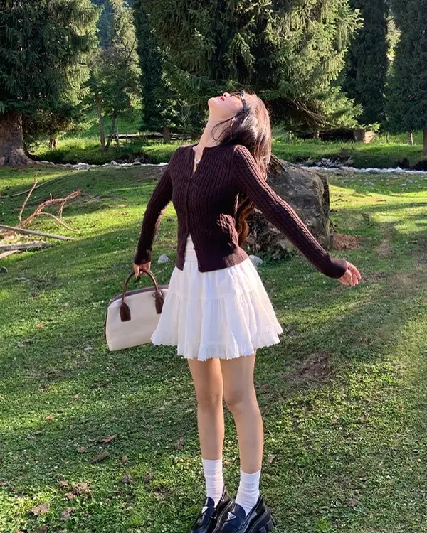 Brown Cardigan Outfit