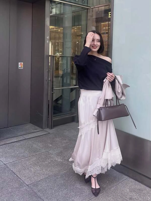Lace Trim Skirt Outfit