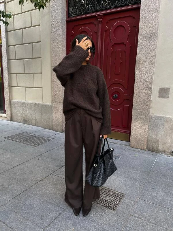 Monochrome Brown Outfit