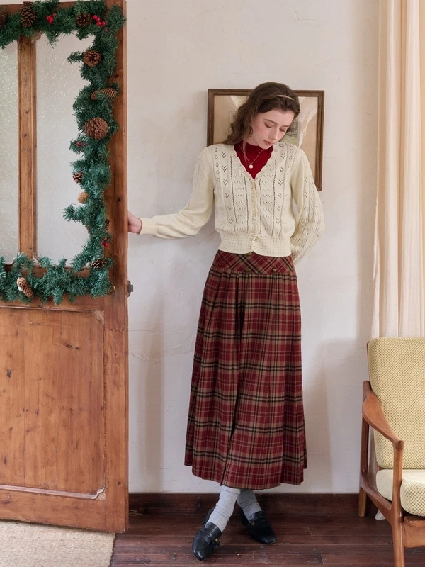 Plaid Midi Skirt Look