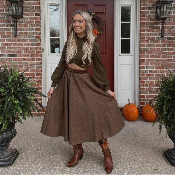 Brown Midi Skirt Outfit