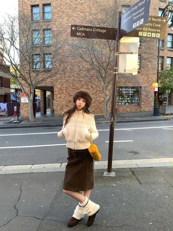 Cream Fuzzy Jacket Outfit