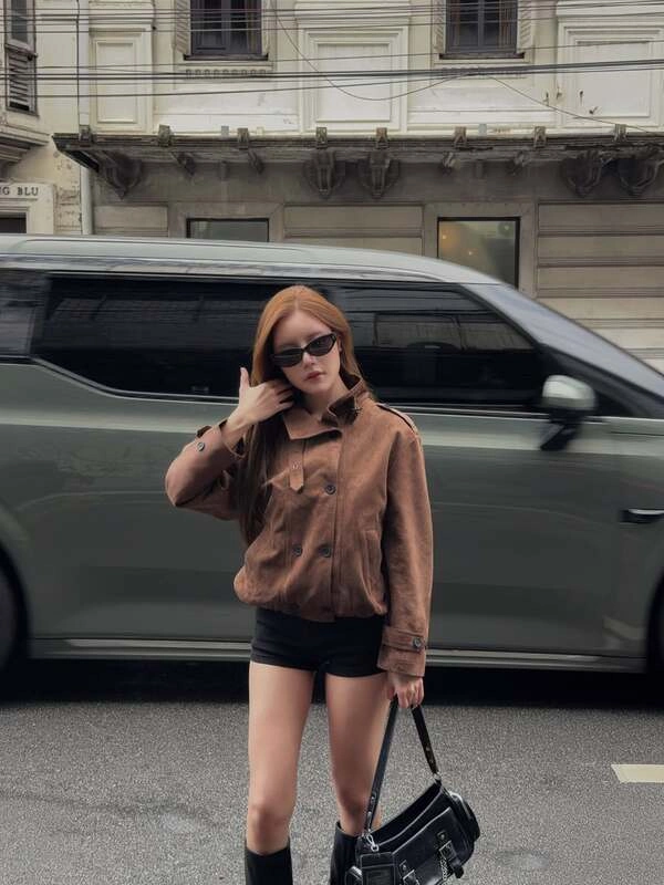 Brown Suede Jacket Outfit