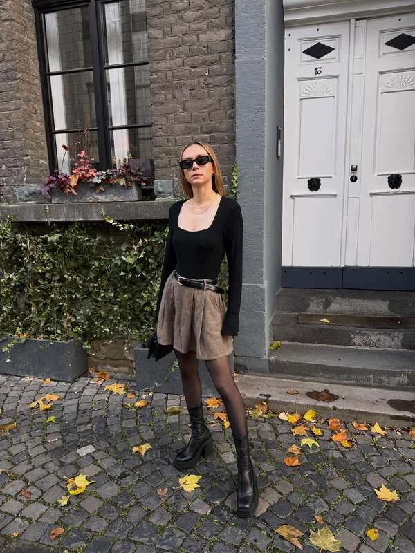 Black Square Neck Top Outfit