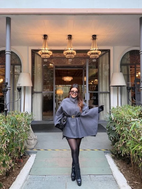 Gray Cape Coat Outfit